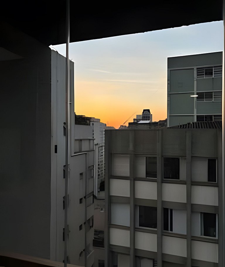 Studio Panorâmico- 1Q da Av. Paulista /R. Pamplona