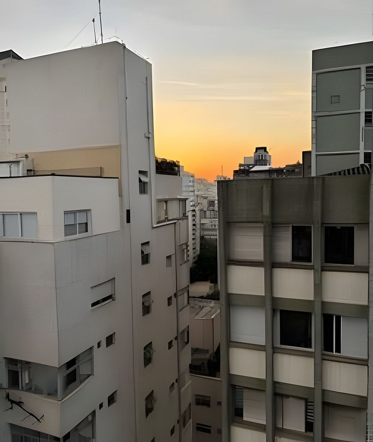 Studio Panorâmico- 1Q da Av. Paulista /R. Pamplona