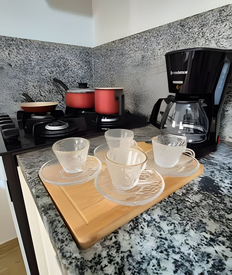 Apto 1 dorm. Completo na Bela Vista 250m do metro