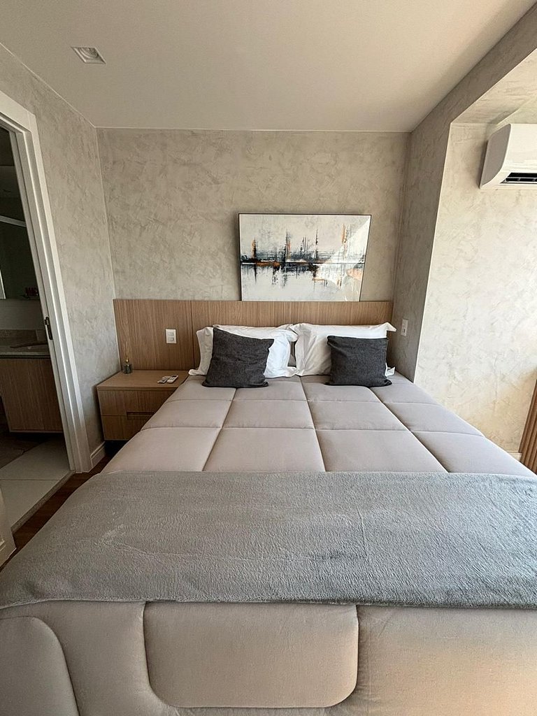 Studio Alto Padrão - Vila Madalena - Metro