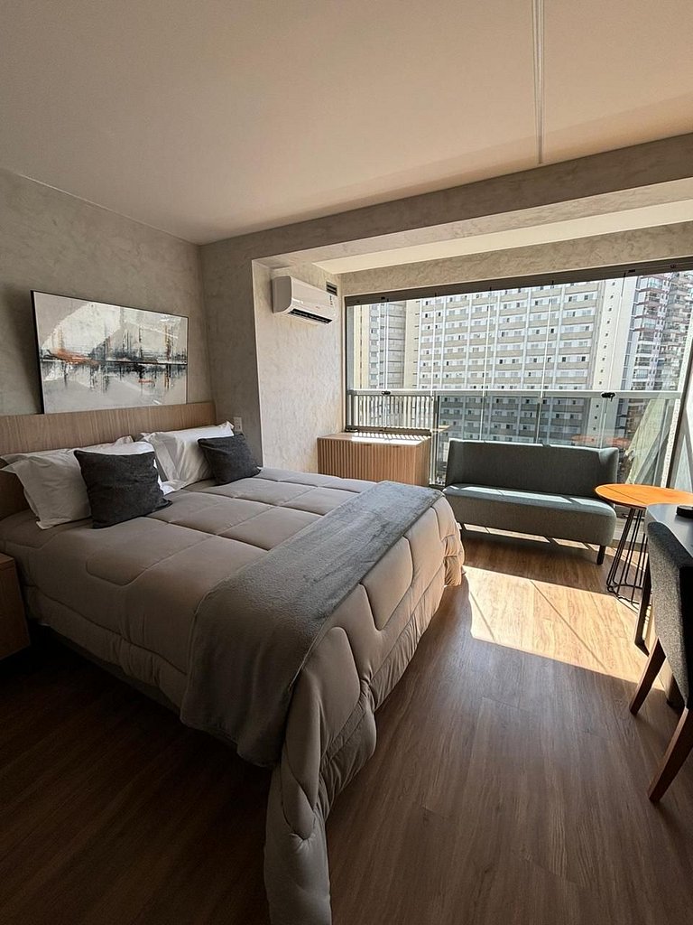 Studio Alto Padrão - Vila Madalena - Metro