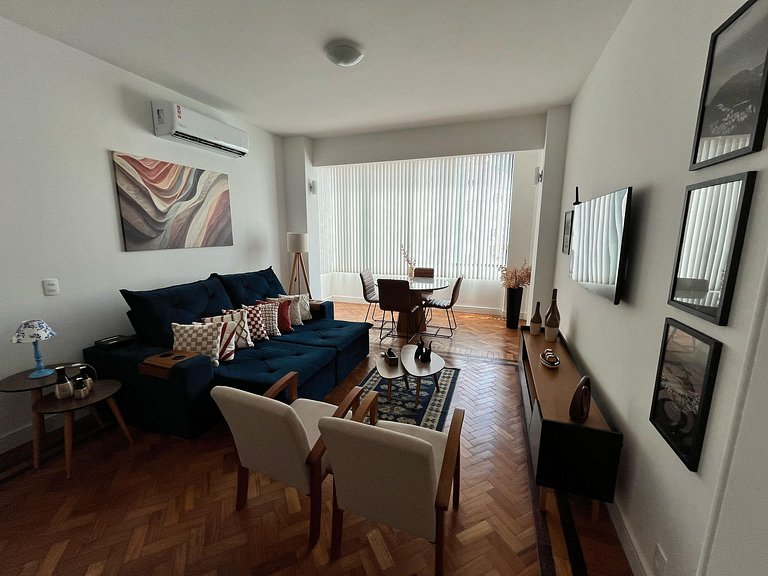 Lindo Apartamento - 200m do Posto 2 Copacabana
