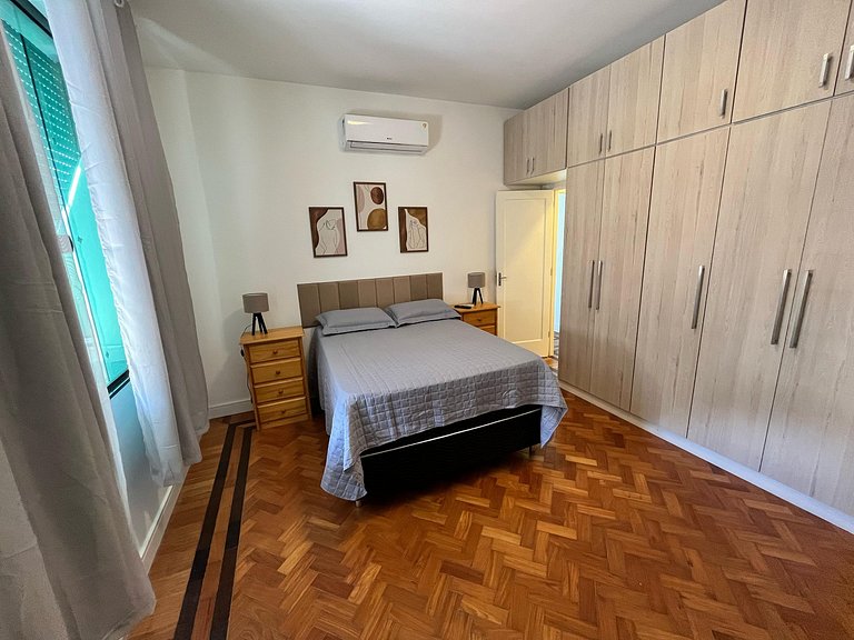 Lindo Apartamento - 200m do Posto 2 Copacabana