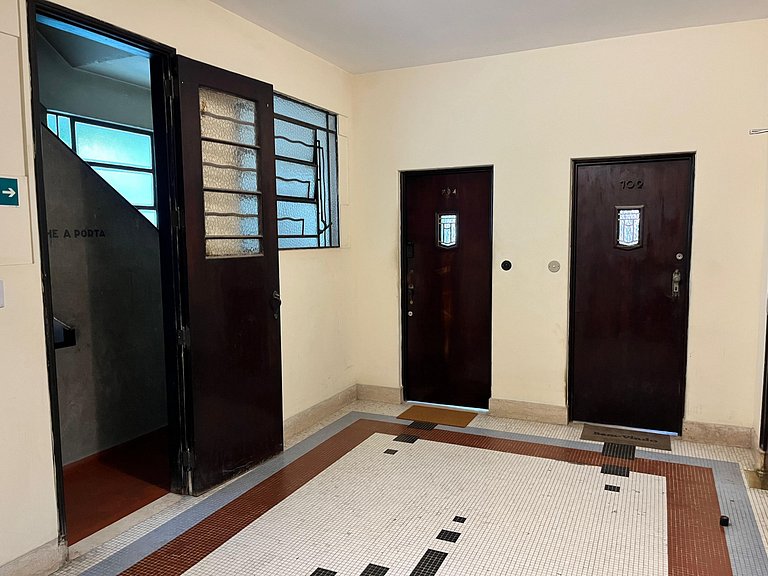 Lindo Apartamento - 200m do Posto 2 Copacabana