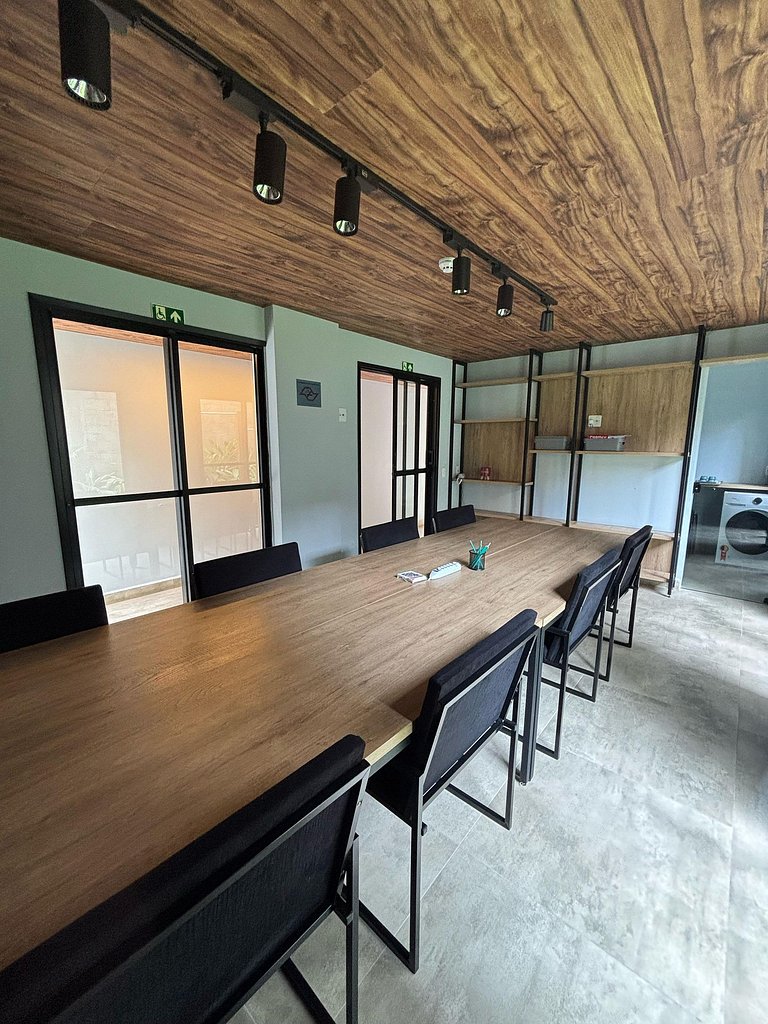Studio Espaçoso e Varanda - 500m Metrô República