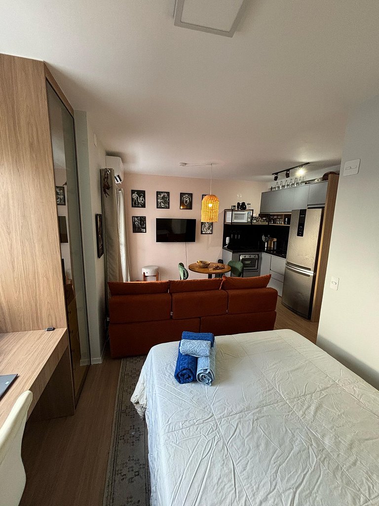 Studio com Conforto, Estilo e Vista Incrível