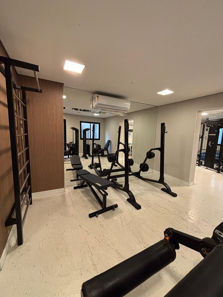 Studio c/ Varanda Vista Incrível Silencioso na Luz