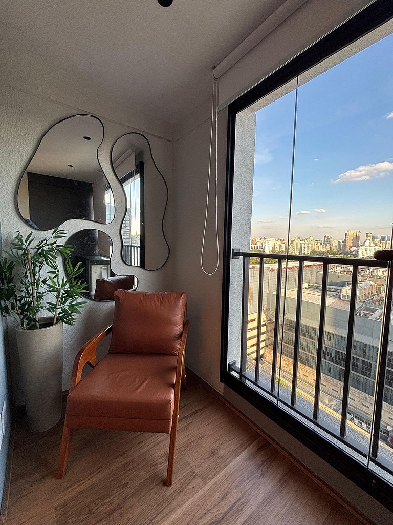 Duplex incrível c/ vista em andar alto - Pinheiros