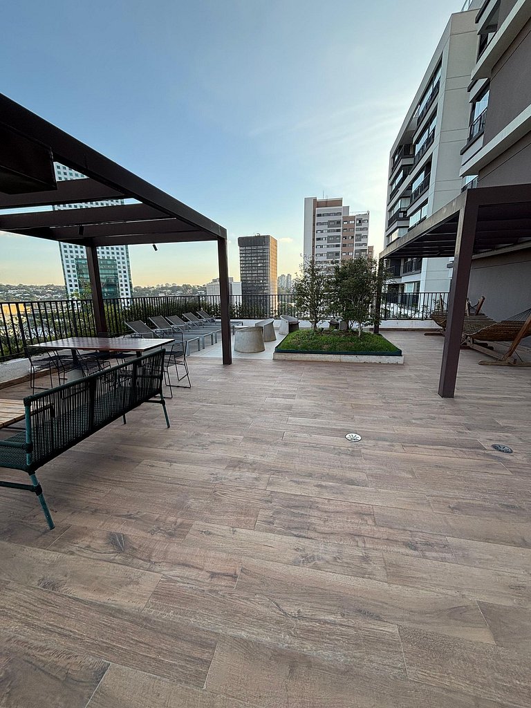 Duplex incrível c/ vista em andar alto - Pinheiros