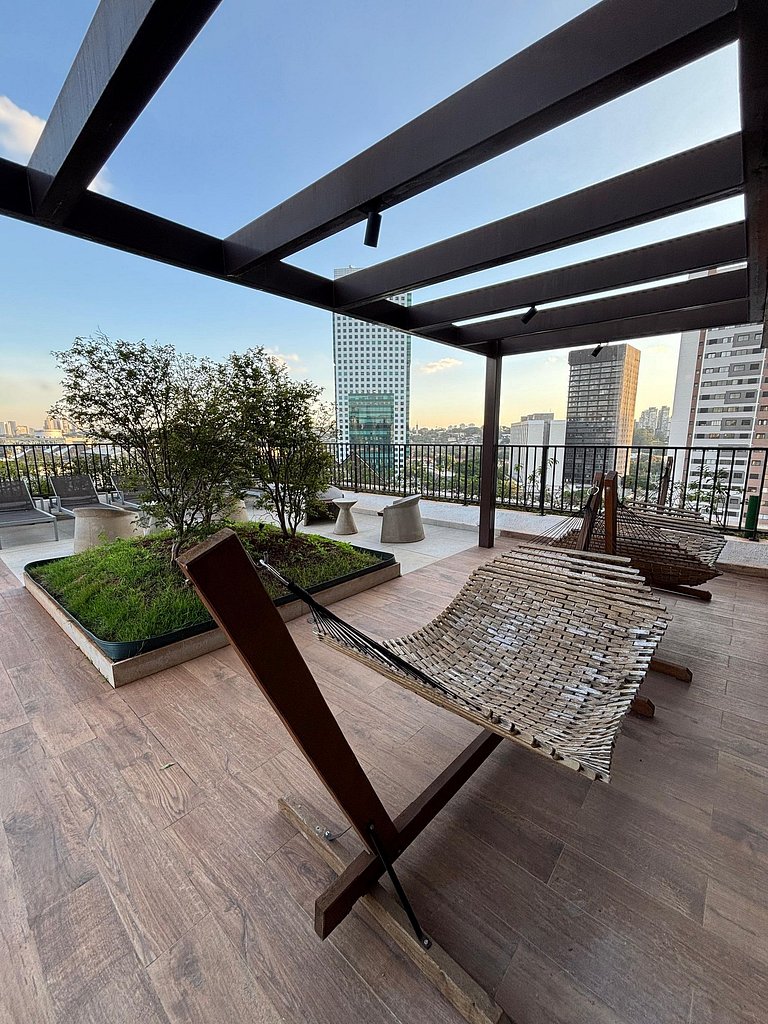 Duplex incrível c/ vista em andar alto - Pinheiros