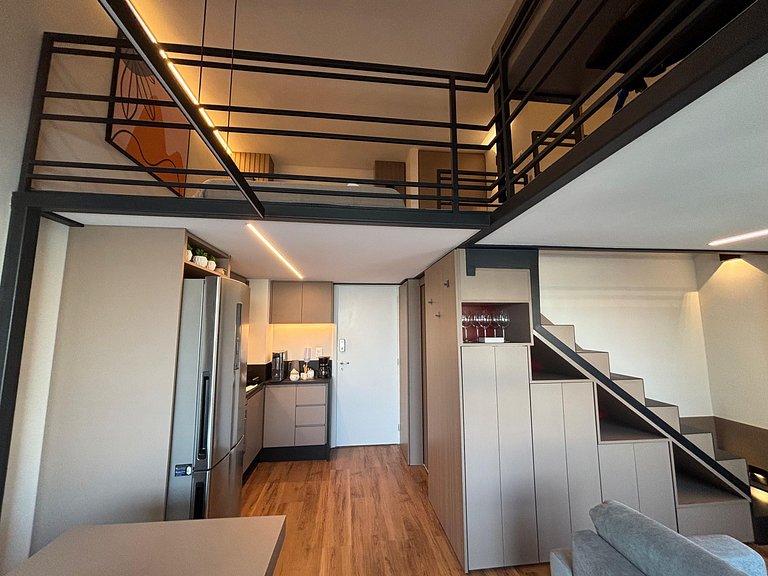 Duplex incrível c/ vista em andar alto - Pinheiros