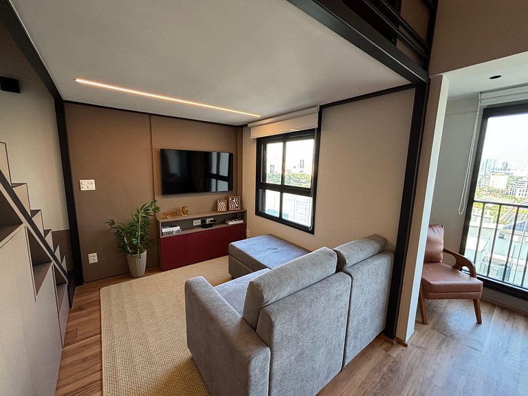 Duplex incrível c/ vista em andar alto - Pinheiros