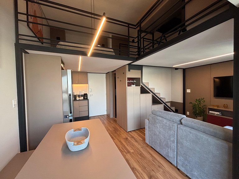 Duplex incrível c/ vista em andar alto - Pinheiros
